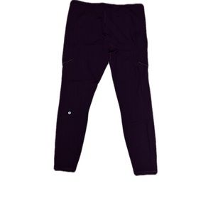 Lululemon fast and free 28’ tight.   Size 14